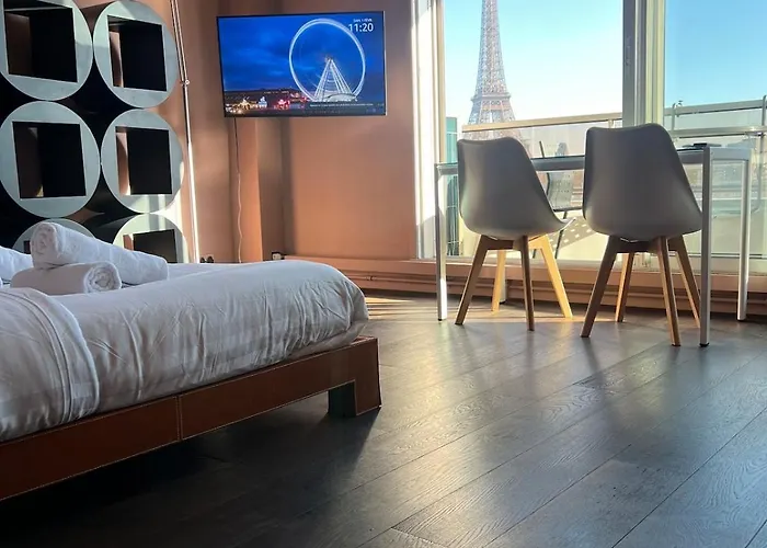 Luxury View Eiffel Tower 16th Trocadero