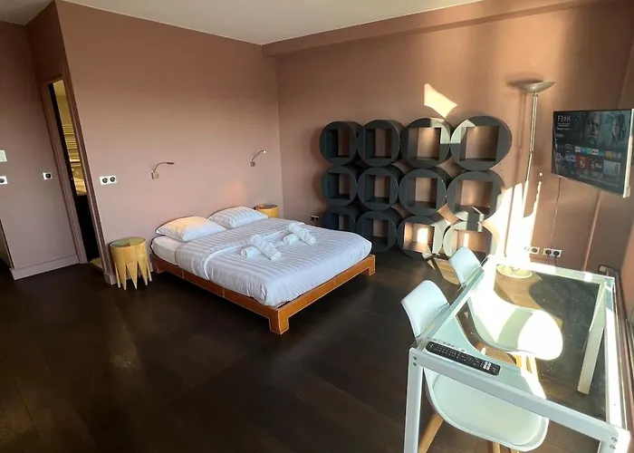 Luxury View Eiffel Tower 16th Trocadero Paris